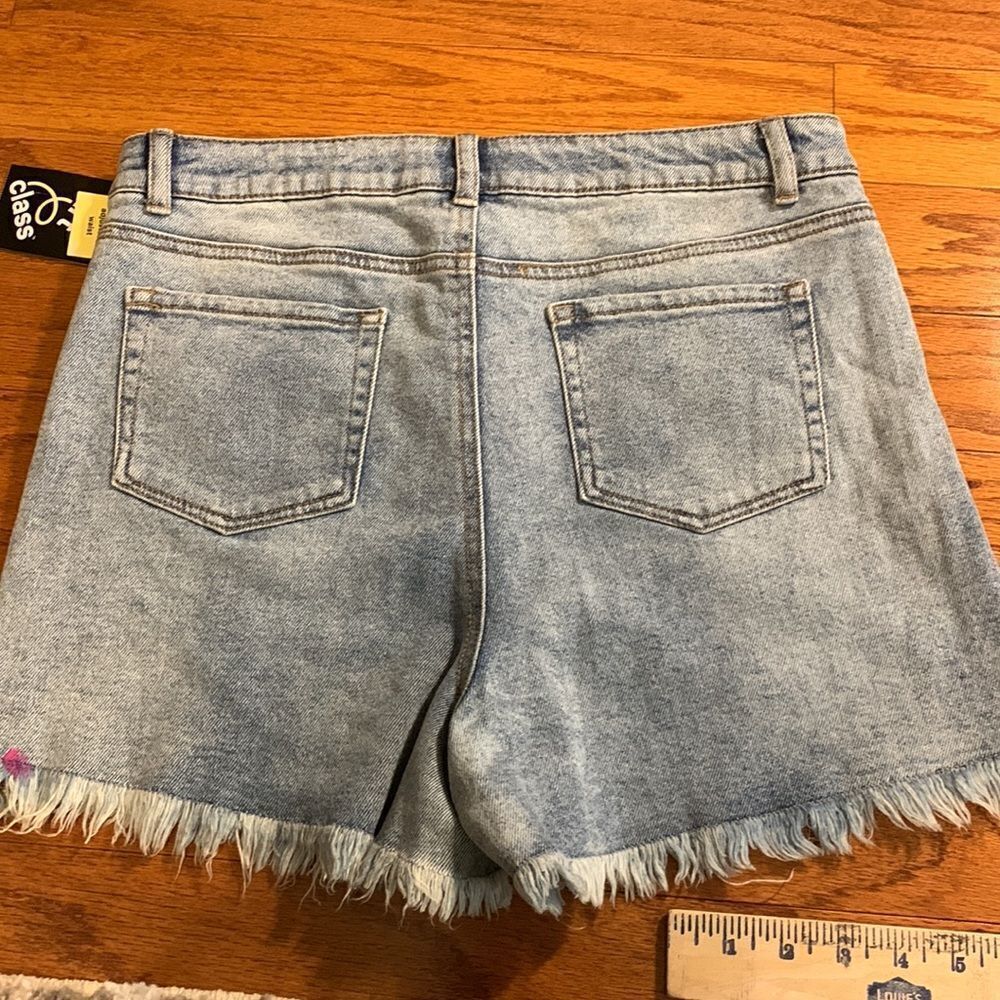 Art Class kids girl size 18 (XXL) high adjustable waist distressed denim shorts - Picture 2 of 9